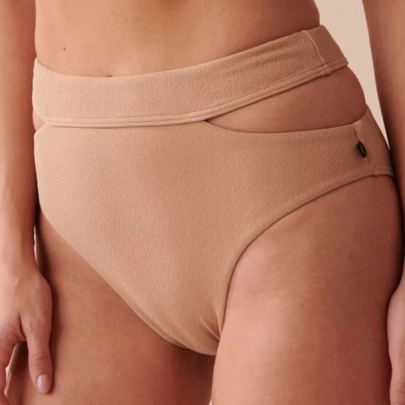 NWT La Vie En Rose Palm Beach High Waist Bikini Bottoms ONLY Gold Sand Sz L - Picture 3 of 12